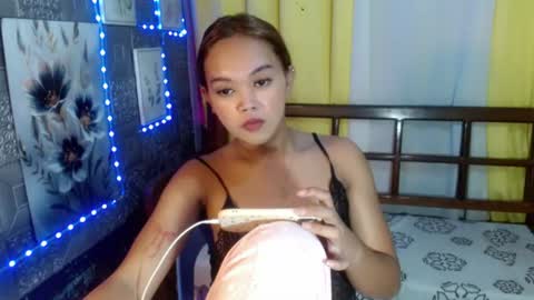 wetcummerdolly_ online show from August 9, 12:11 am
