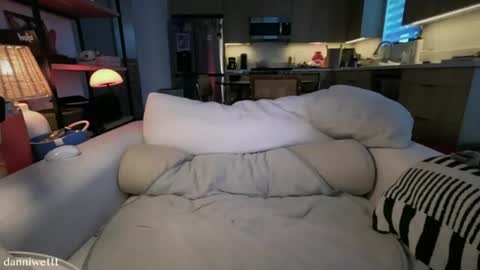 danni online show from August 2, 1:56 am