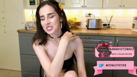 Victoria Maria online show from June 23, 2:45 am