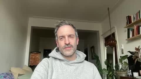 WhiskyLove online show from April 7, 8:51 pm