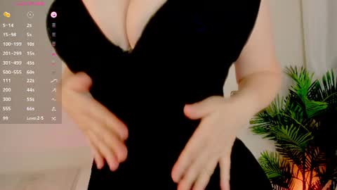   online show from August 6, 5:39 am