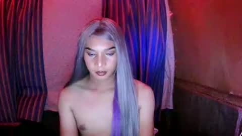 whispering_ering online show from July 14, 7:02 am