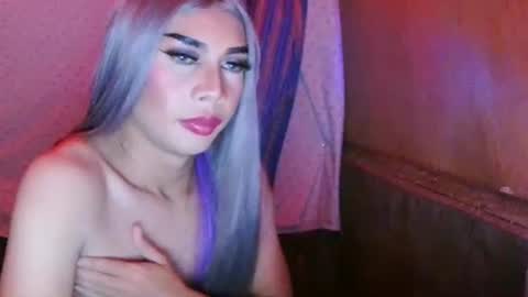 whispering_ering online show from July 27, 2:44 pm