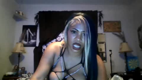 whisperingmayafairs online show from July 23, 2:58 am