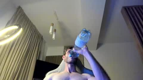 Michael online show from August 1, 6:47 pm
