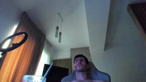 Michael online show from August 3, 5:09 pm
