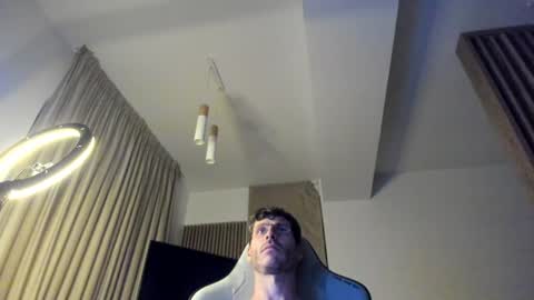 Michael online show from August 3, 8:27 pm