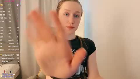 white_bueno online show from August 6, 5:17 am
