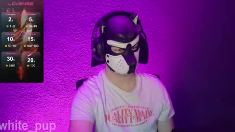 white_pup online show from March 1, 7:43 pm