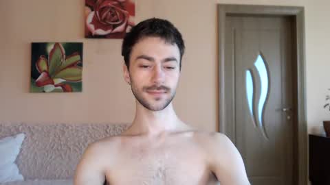 Tom online show from July 31, 1:39 pm
