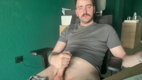 white_wizard_ online show from July 5, 12:52 pm