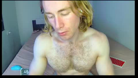 whitebars22 online show from August 9, 9:21 am