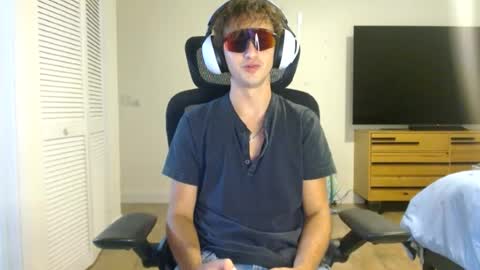 whiteboy770 online show from July 10, 11:32 pm