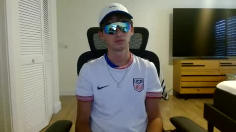 whiteboy770 online show from August 17, 11:21 pm