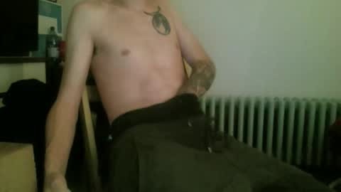 whiteboyslim21 online show from February 25, 8:34 am