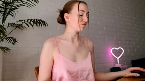 You wont find me here on Monday and Thursday  online show from August 2, 12:01 pm