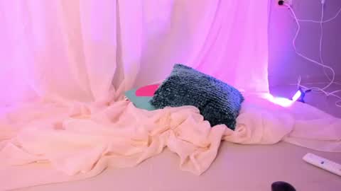 whitney online show from August 12, 2:03 am