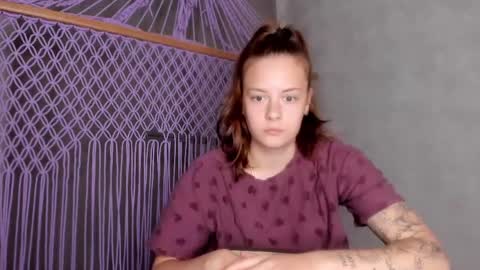 Veronica online show from June 2, 8:23 pm