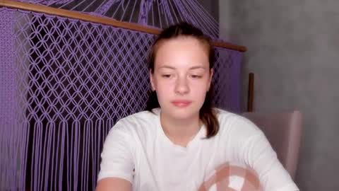 Veronica online show from June 3, 8:23 pm