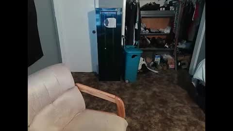 whydoidothis77 online show from March 1, 2:19 am
