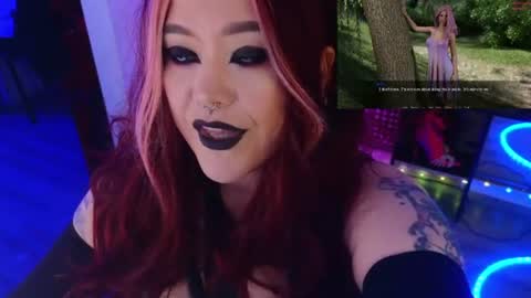 Laura  online show from August 13, 10:46 pm