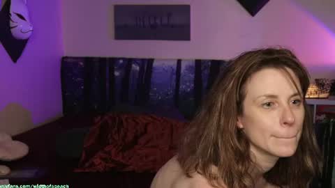 Gretchen  Jimmy online show from August 7, 3:17 am