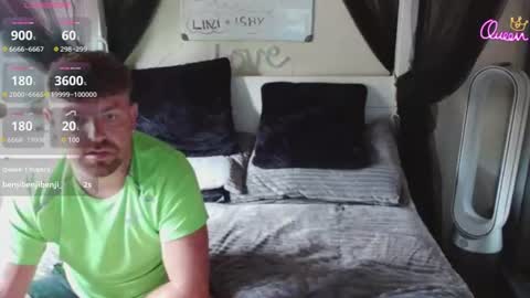 Couple with permision online show from July 5, 3:04 pm