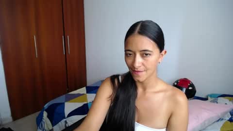 wifhot online show from August 11, 11:40 pm