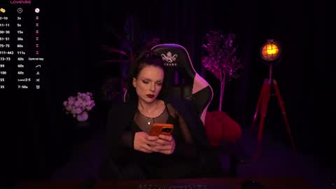 Alice online show from July 9, 7:08 pm