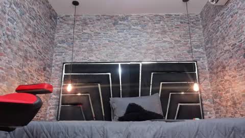 wild_firee_ online show from July 10, 1:17 pm