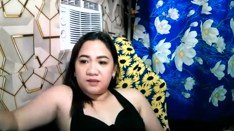 wild_lady_4u online show from August 14, 4:49 am