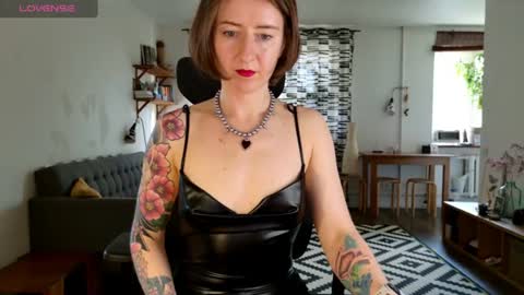 wild_peony online show from July 13, 3:29 pm