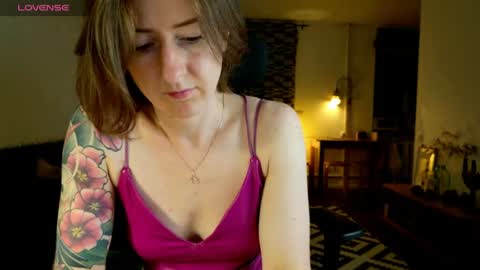 wild_peony online show from August 11, 9:50 pm