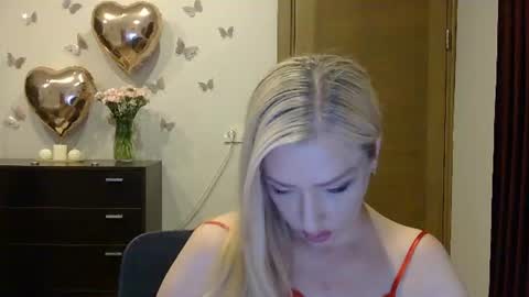 Alina online show from August 8, 5:02 pm