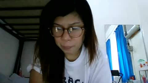 WildChick online show from July 7, 6:06 am