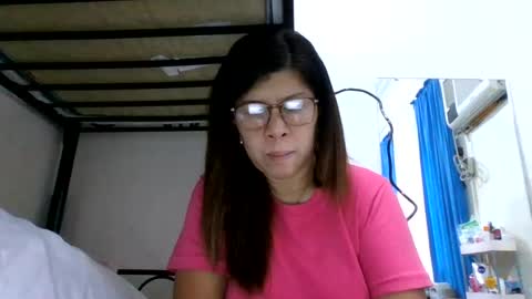 WildChick online show from August 13, 6:05 am