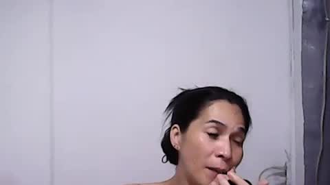 wildests4u online show from July 27, 5:57 am