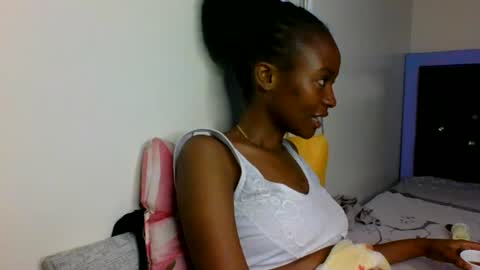 wildflowr online show from August 12, 1:52 am