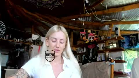 wildforestmuse  twitter online show from August 6, 5:06 am