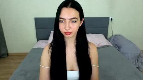 Alena online show from August 12, 7:43 am