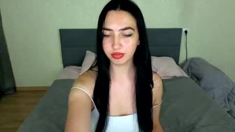 Alena online show from August 12, 6:54 pm