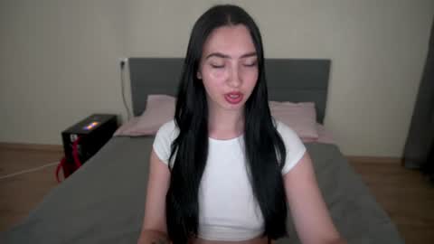 Alena online show from August 13, 8:23 pm