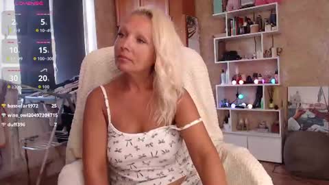 Rosa online show from August 26, 11:17 am