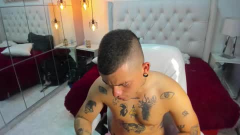 wild online show from February 27, 9:06 am
