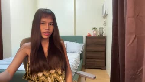 wildtightass22 online show from April 10, 12:56 pm