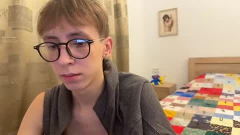 williesweetie online show from August 15, 11:47 am