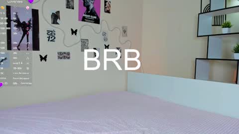 Mia online show from August 15, 1:42 am