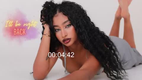 Ms Willow online show from August 1, 6:19 am