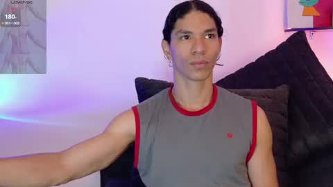 willy_veins online show from August 12, 1:08 am
