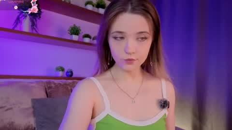 Mary online show from July 30, 2:57 pm